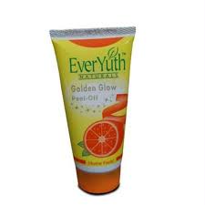 EverYuth Naturals Golden Glow Peel-Off Face Pack