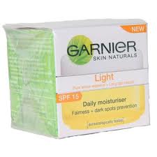 Garnier Skin Naturals Light Daily Moisturiser - Fairness And Dark Spots Prevention
