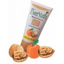 EverYuth Naturals Walnut Face Scrub